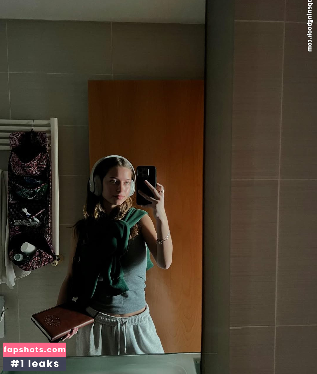 Parker Hines gallery photo #38