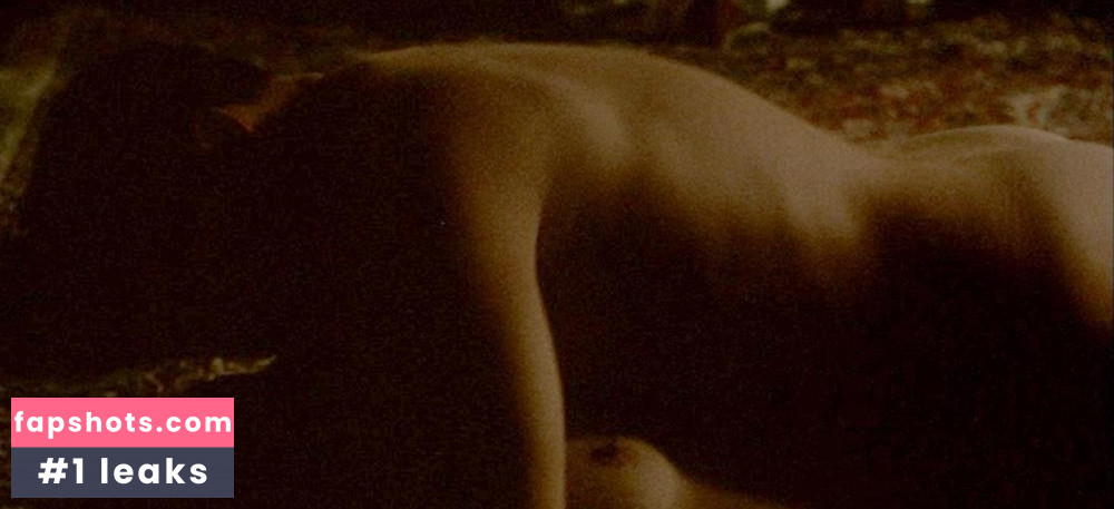 Pascale Bussières gallery photo #29