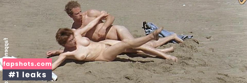 Pascale Bussières gallery photo #38