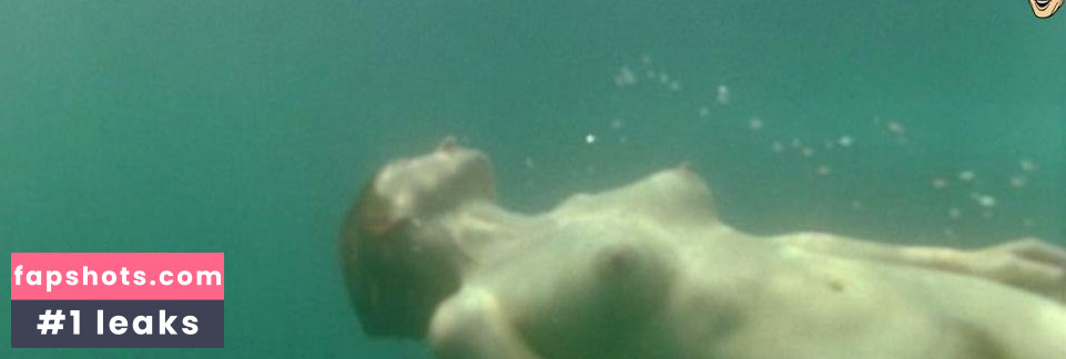 Pascale Bussières gallery photo #45