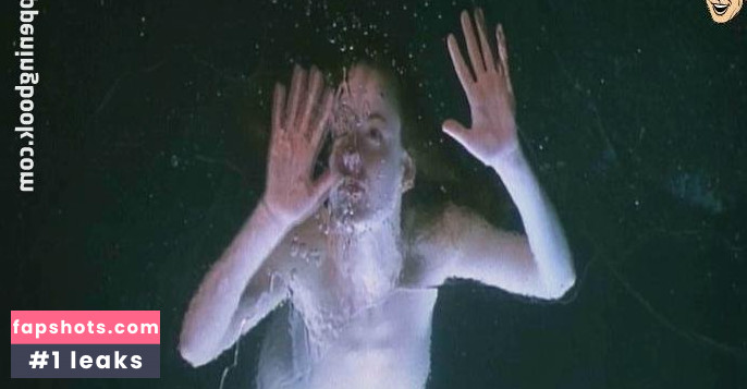 Pascale Bussières gallery photo #8