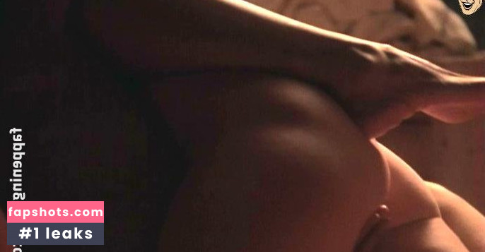 Pascale Bussières gallery photo #9