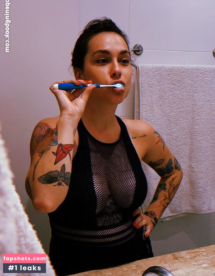 Pathy Dos Reis gallery photo #5