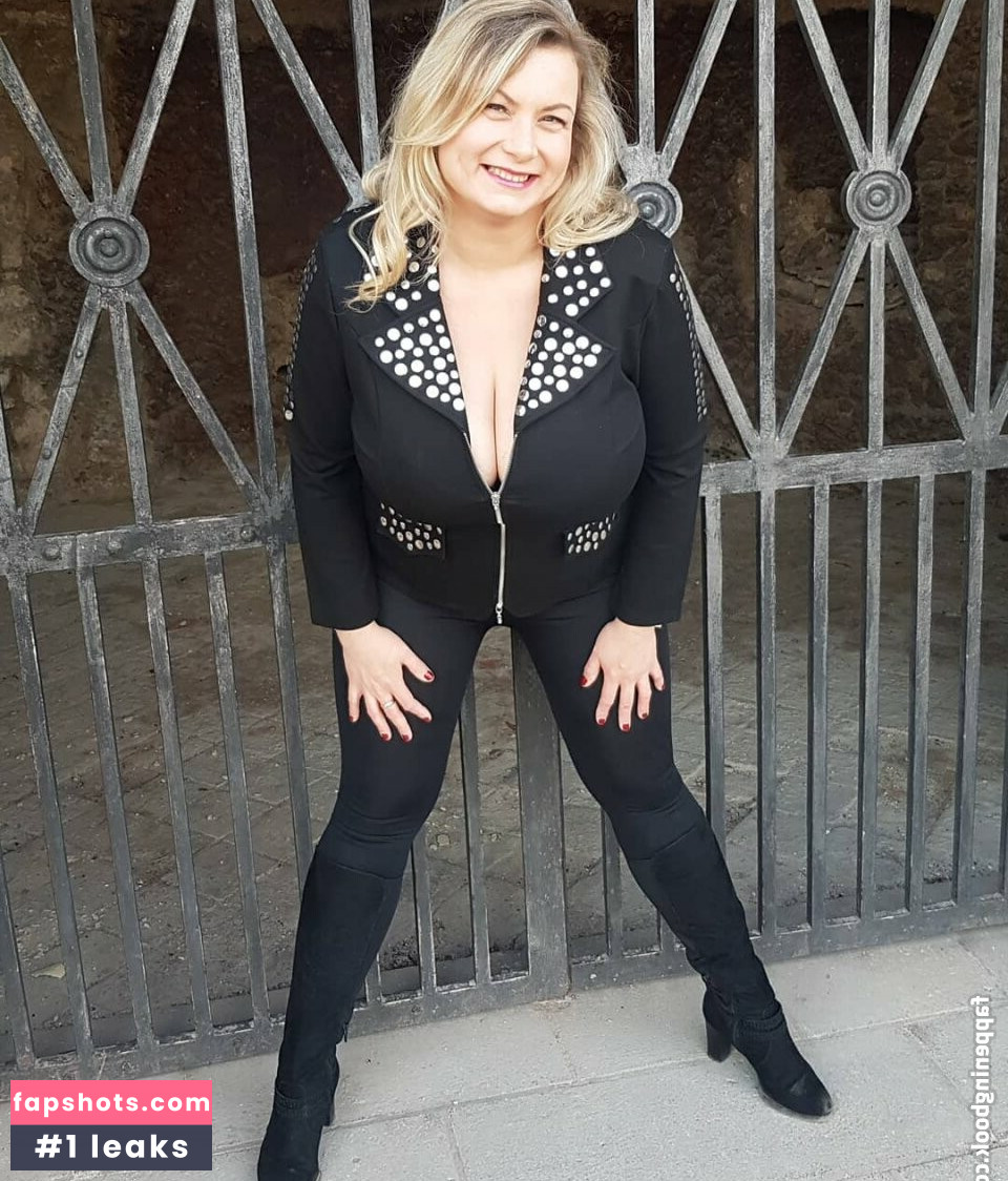 Pati Rose gallery photo #25