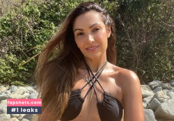 Patrícia Poeta gallery photo #24