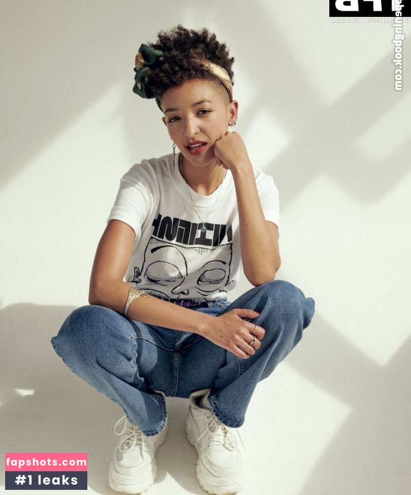 Patricia Allison gallery photo #3