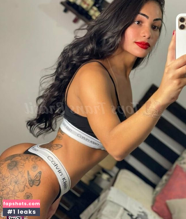 Patricia Araujo gallery photo #2