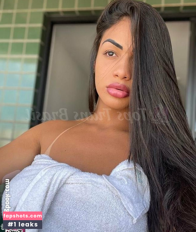 Patricia Araujo gallery photo #3