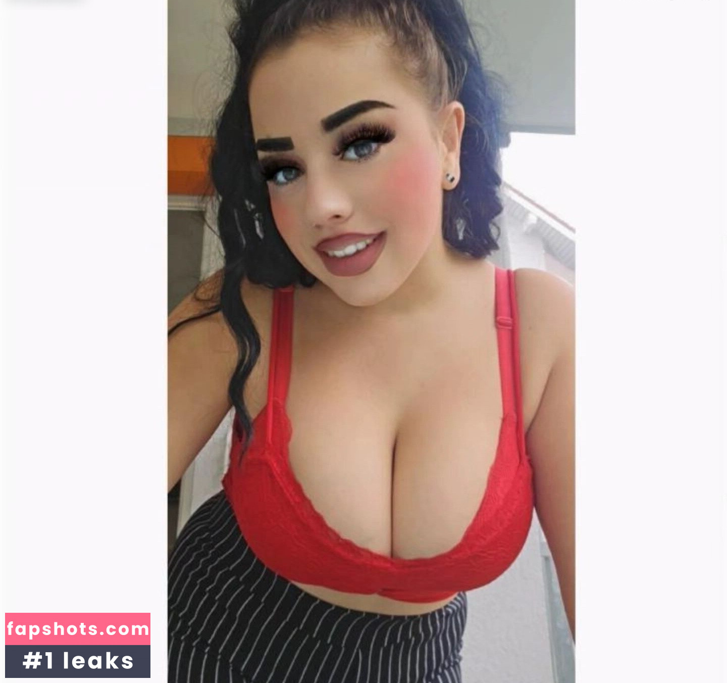 Patricia Meloni gallery photo #16