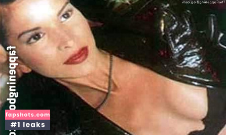 Patricia Velasquez gallery photo #36