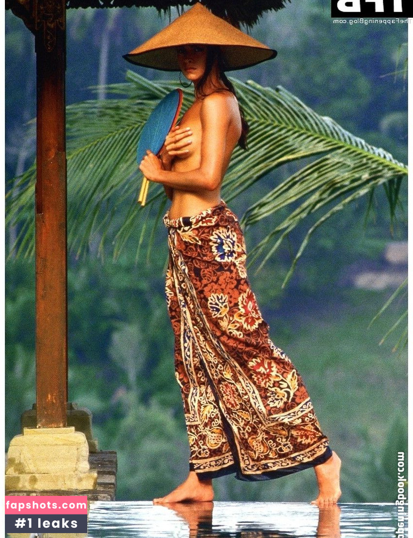 Patricia Velasquez gallery photo #48