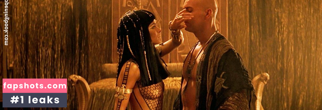 Patricia Velasquez gallery photo #60