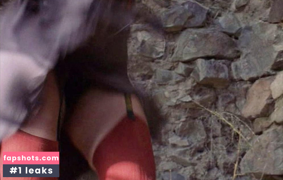 Patricia Velasquez gallery photo #79