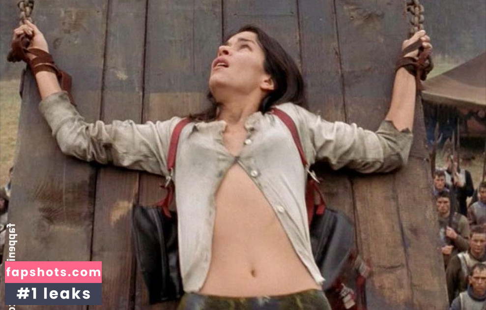 Patricia Velasquez gallery photo #80