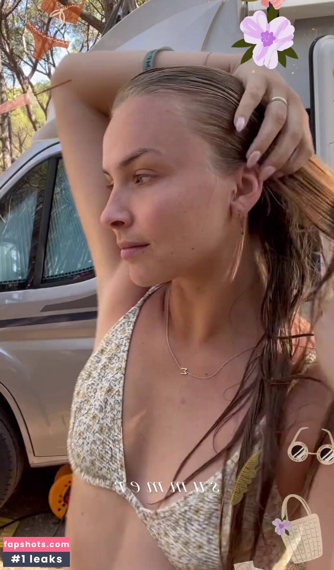 Patrizia Palme gallery photo #127