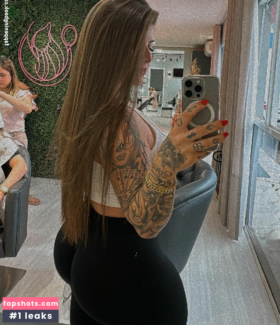 Paula Airoso gallery photo #2