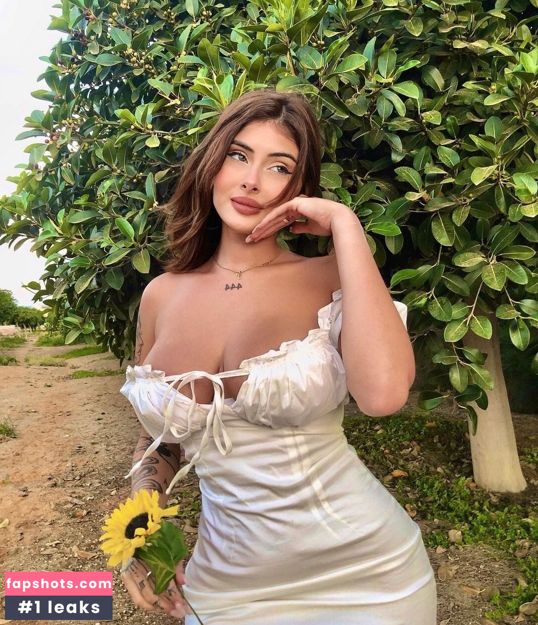 Paula Benitez gallery photo #38