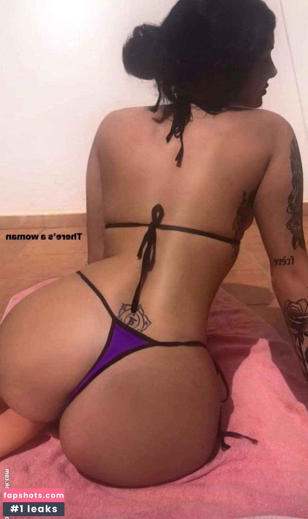 Paula Benitez gallery photo #96