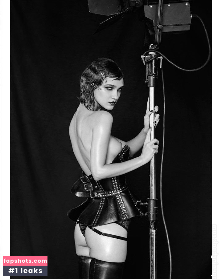 Paula Bulczynska gallery photo #71