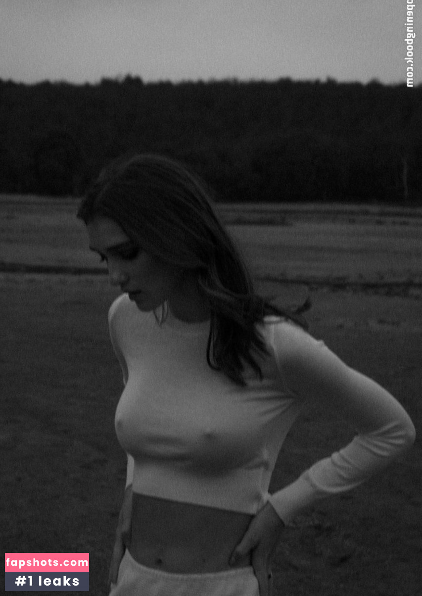 Paula Bulczynska nude babe gallery