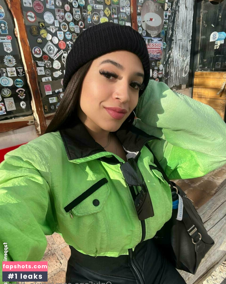 paula_flores gallery photo #61