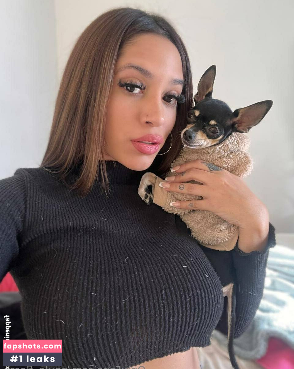 paula_flores gallery photo #64