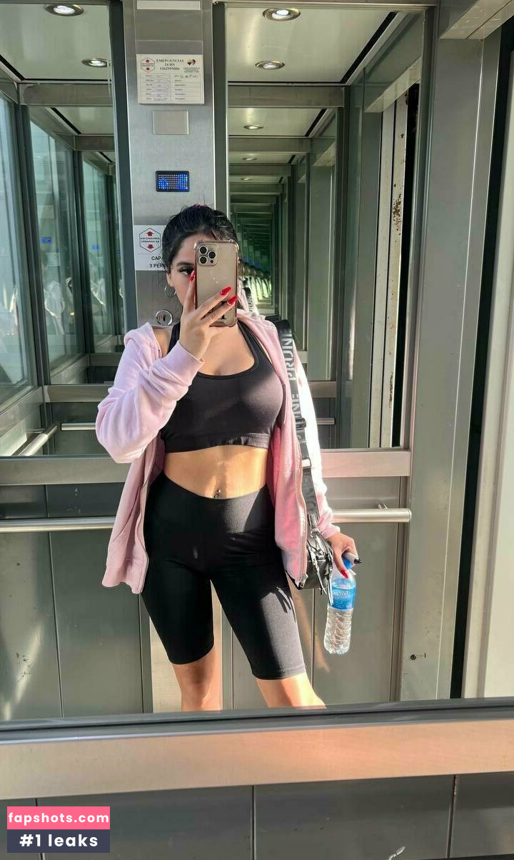 paula_flores gallery photo #70