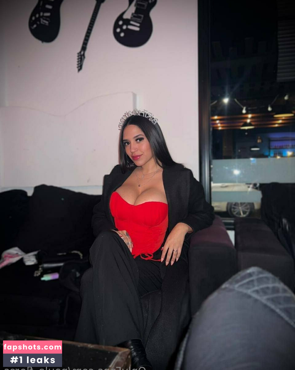 paula_flores gallery photo #71