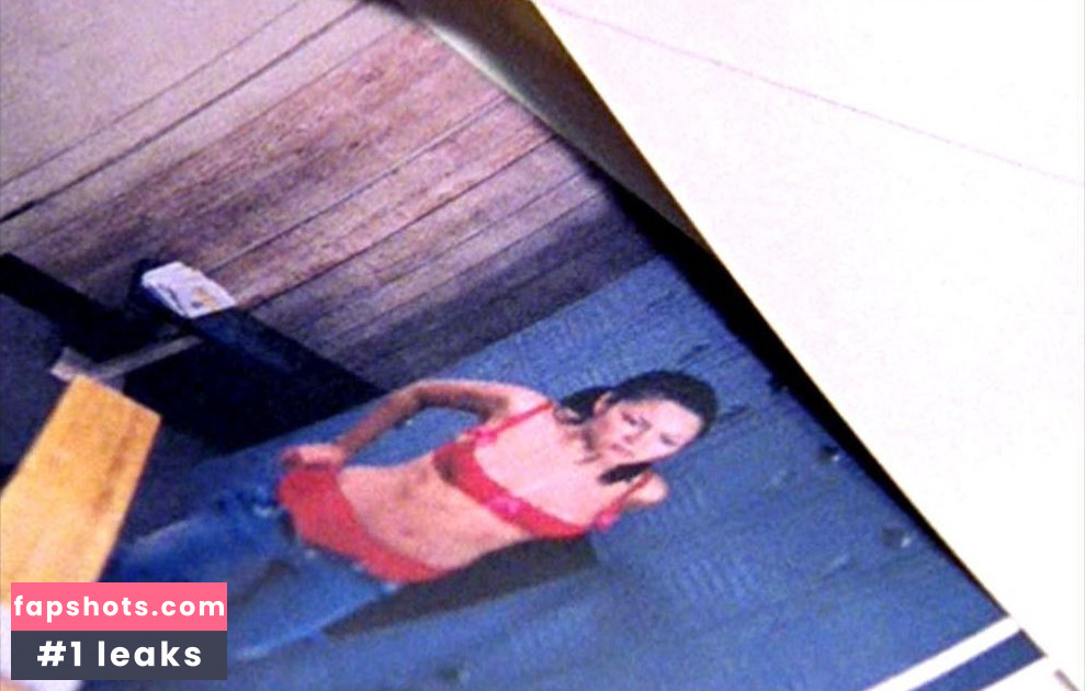 Paula Garcés gallery photo #25