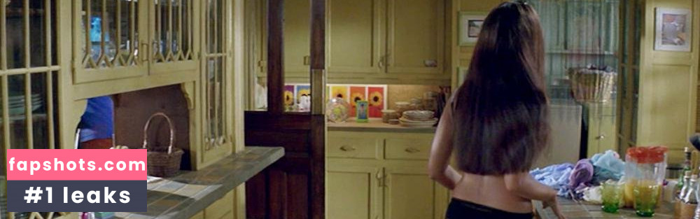 Paula Garcés gallery photo #31