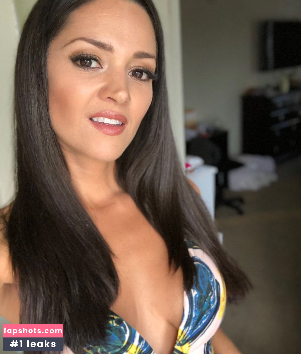 Paula Garcés gallery photo #57