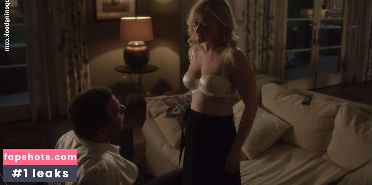 Paula Malcomson gallery photo #40