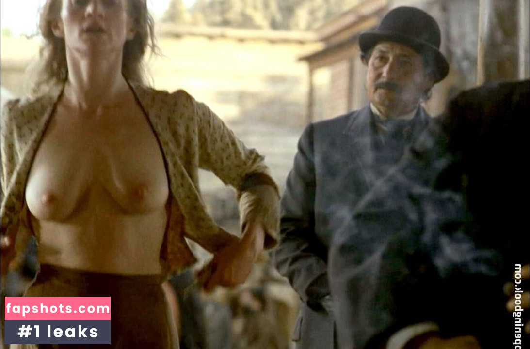 Paula Malcomson gallery photo #65