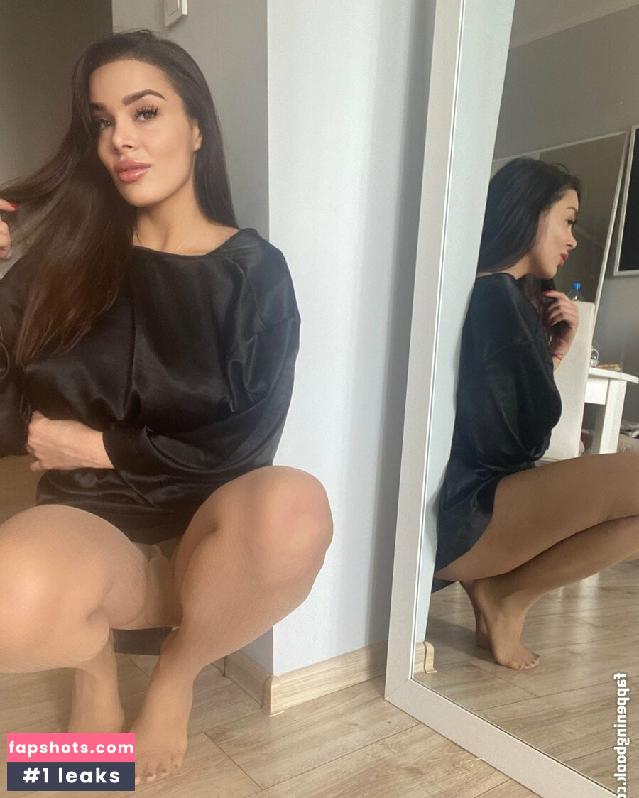 Paula Marciniak gallery photo #20