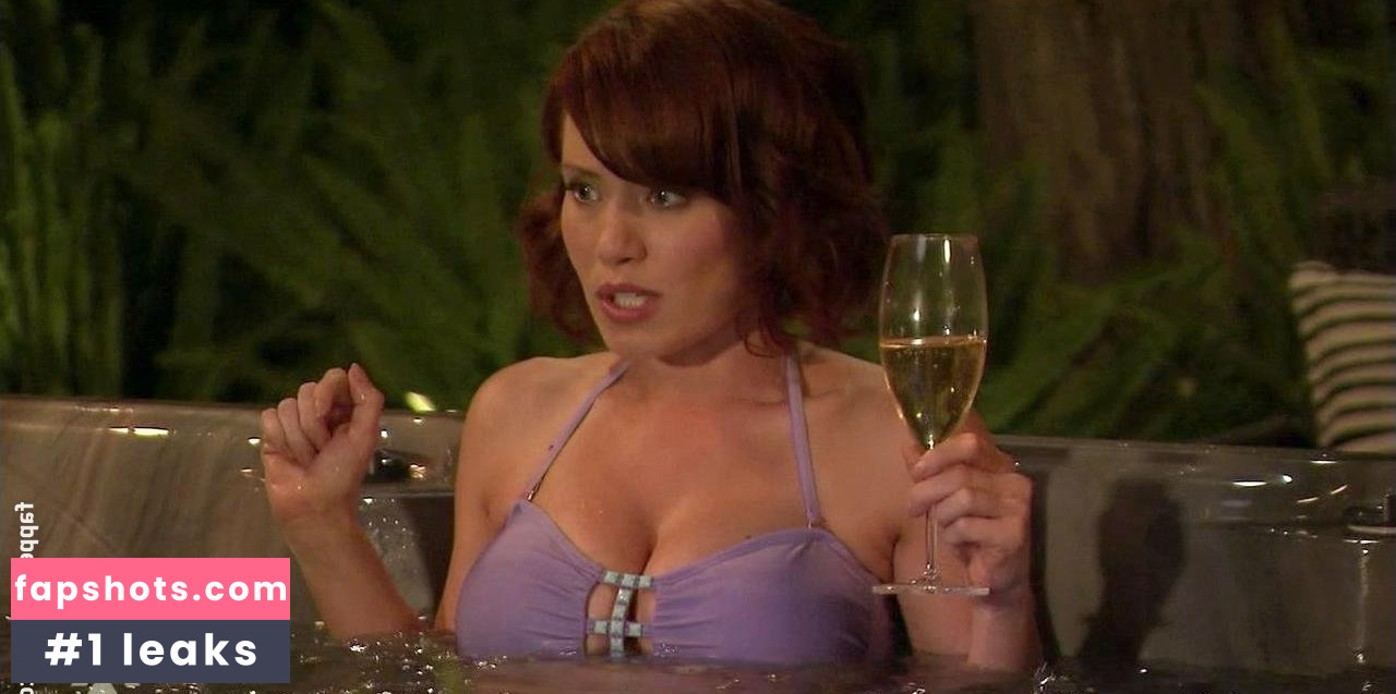 Paula Rhodes nude babe gallery