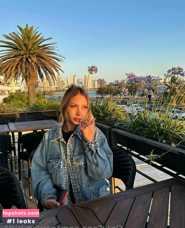 Paulaa2001 Nude Leaks OnlyFans Photos #13 - LeakJerk