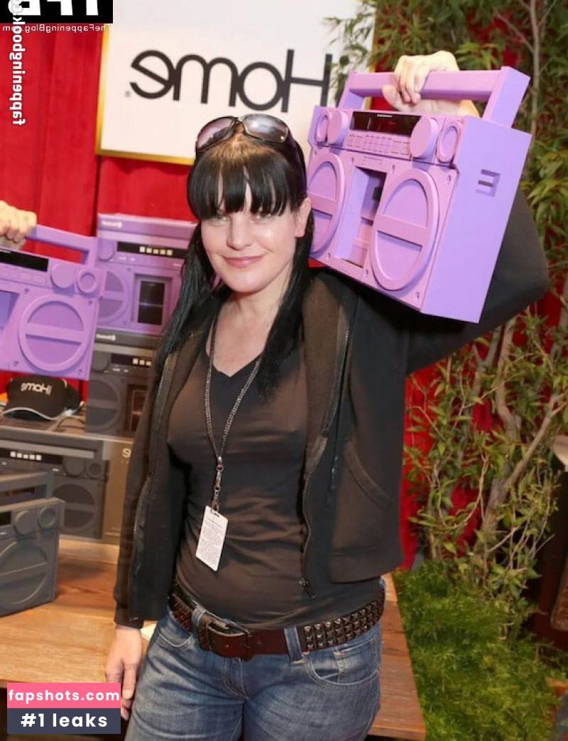 Pauley Perrette gallery photo #13