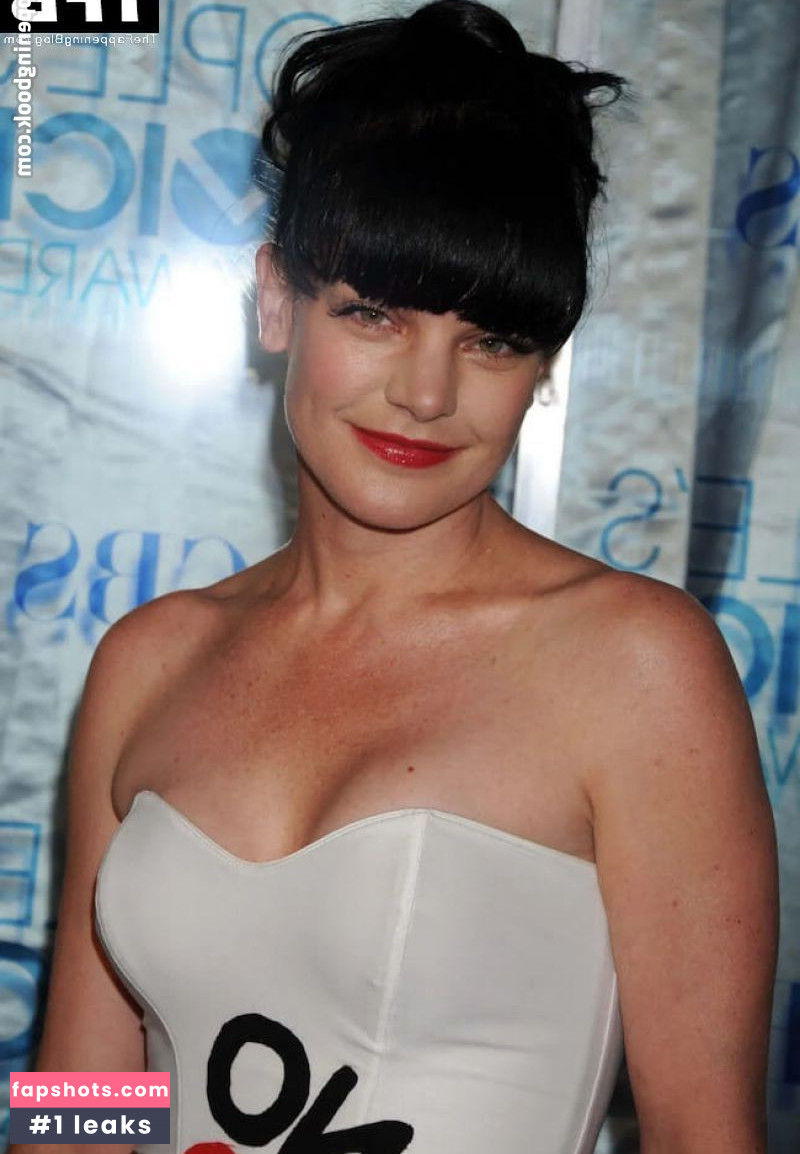 Pauley Perrette gallery photo #16