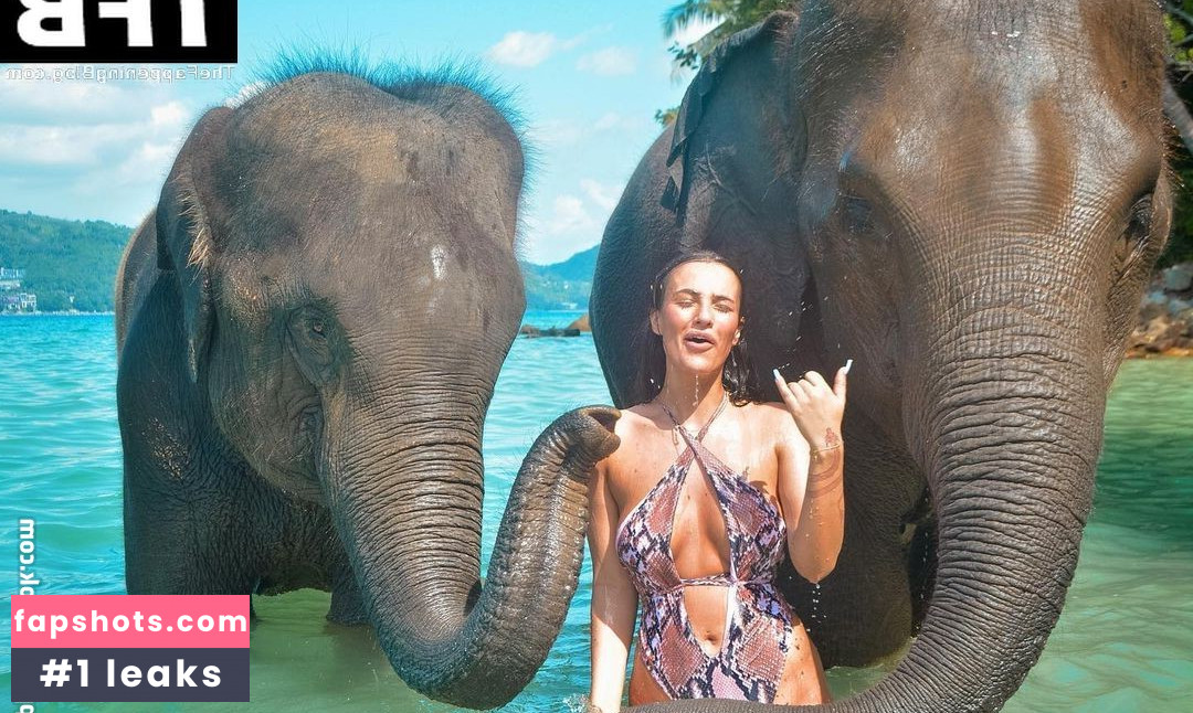 Paulina Ljubas nude babe gallery