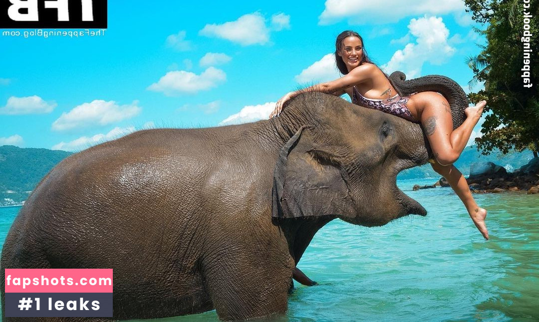 Paulina Ljubas gallery photo #13