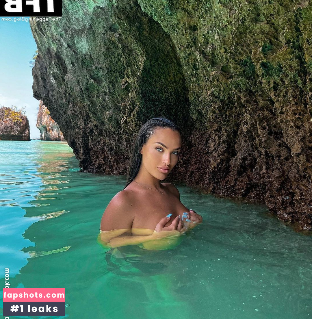 Paulina Ljubas gallery photo #21