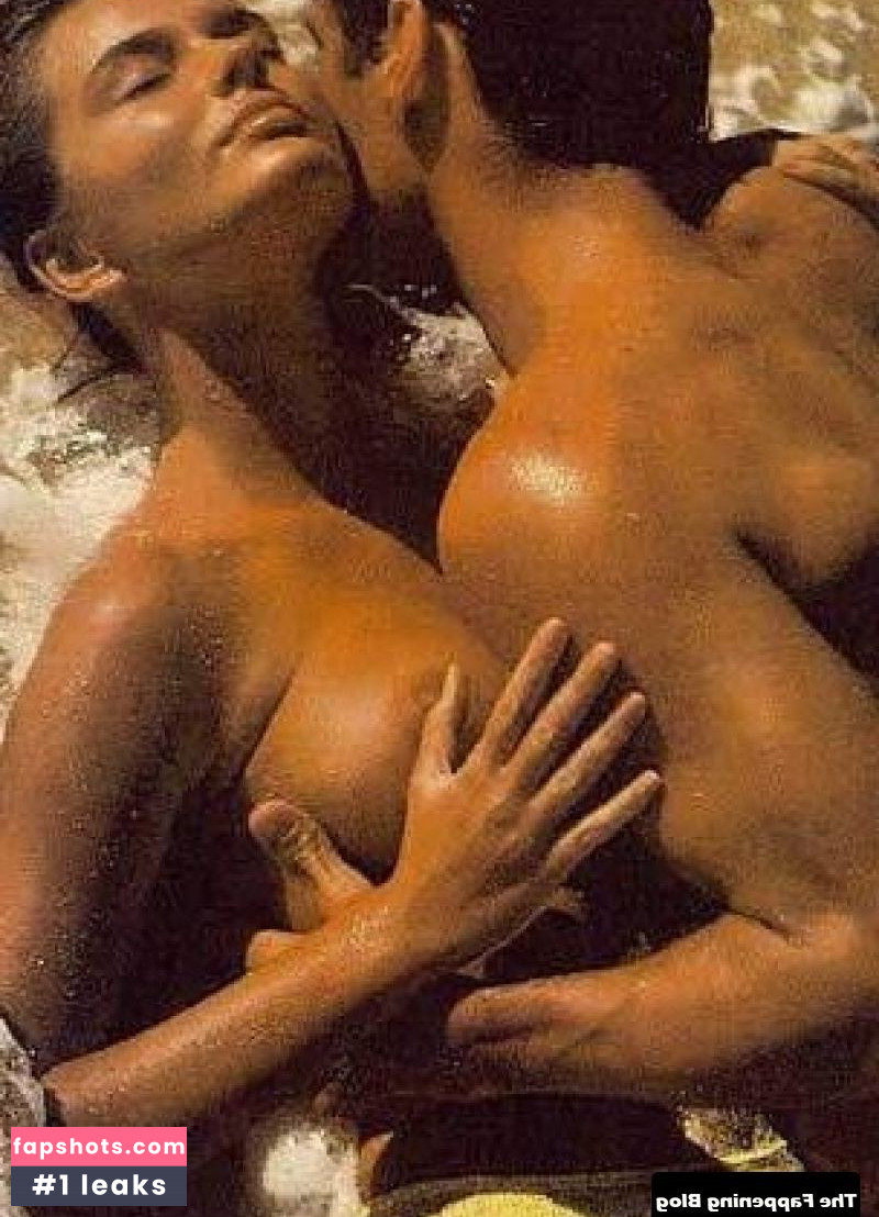 Paulina Porizkova gallery photo #46