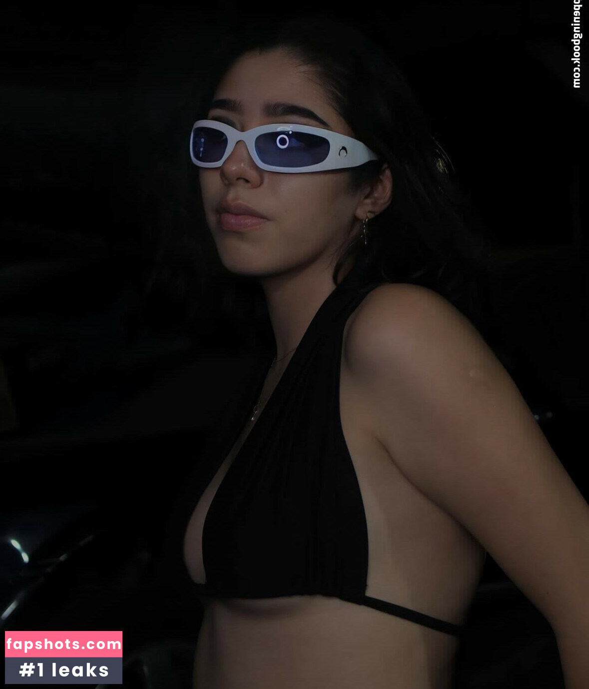 paumove nude babe gallery