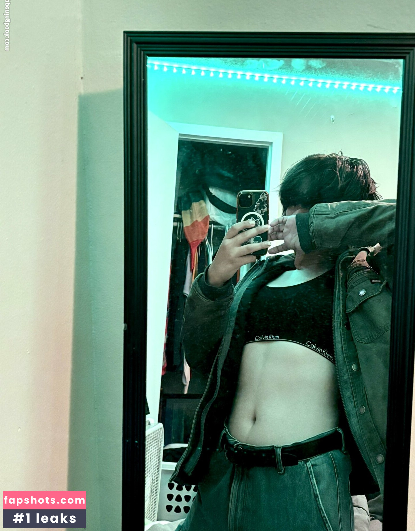 Pawbutt gallery photo #2