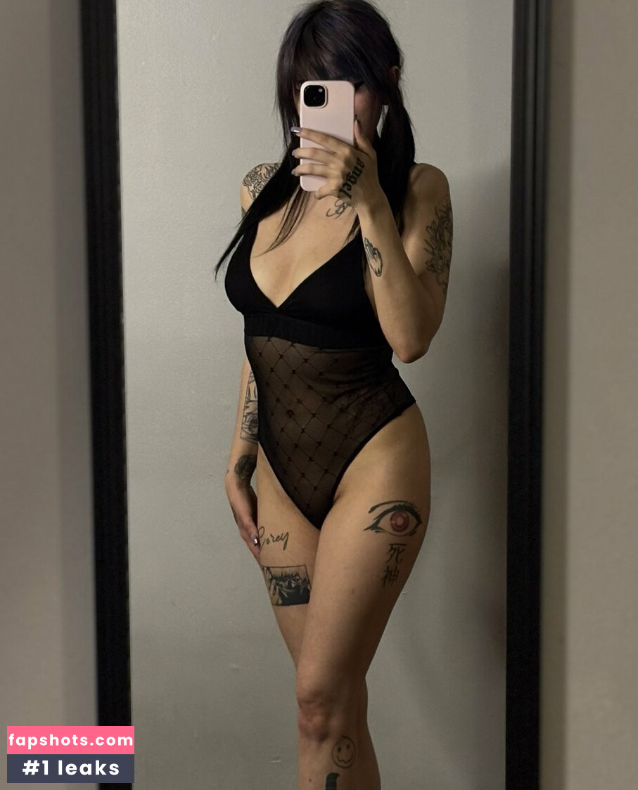 pawsheisty nude babe gallery