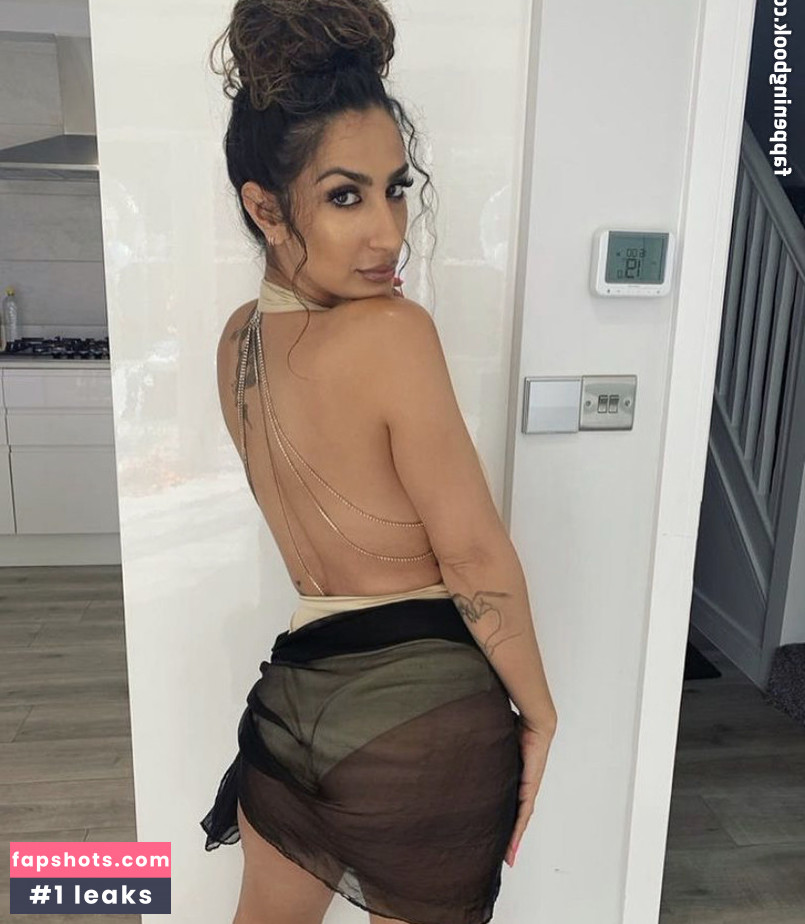 Payvand Mesbah gallery photo #26