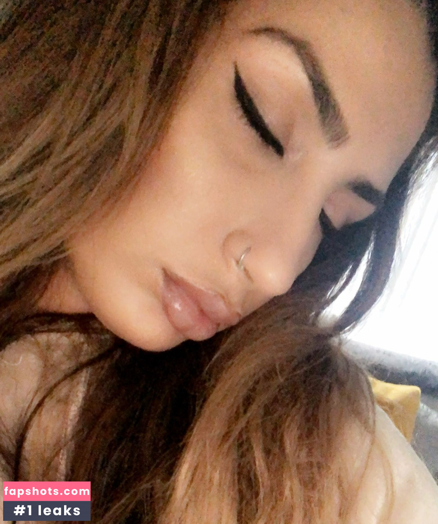 Payvand Mesbah gallery photo #4