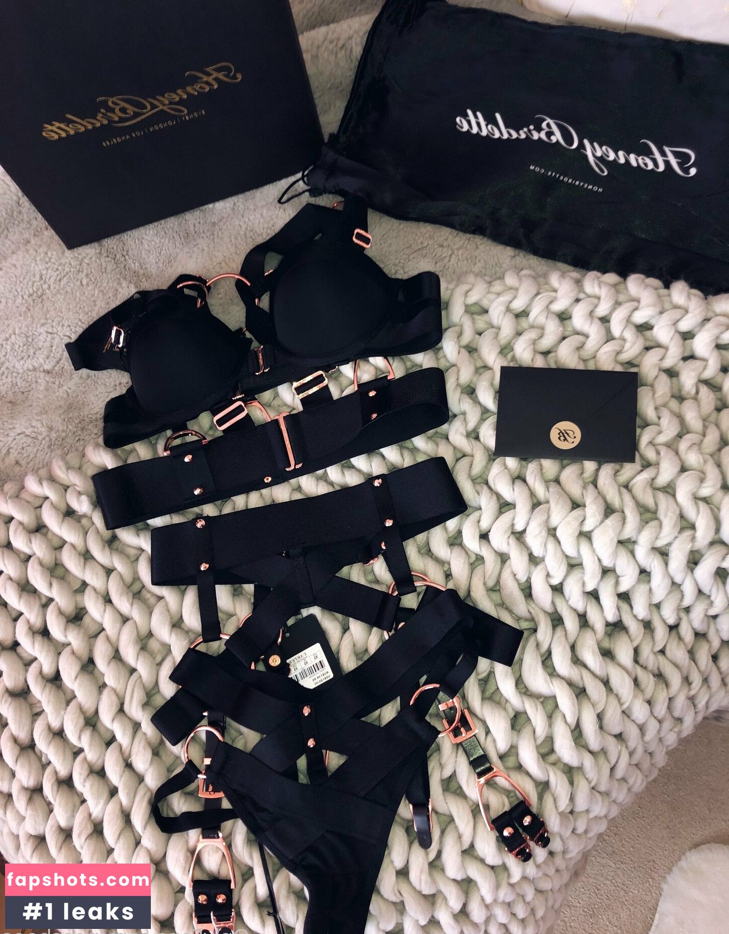 Peaboo gallery photo #178