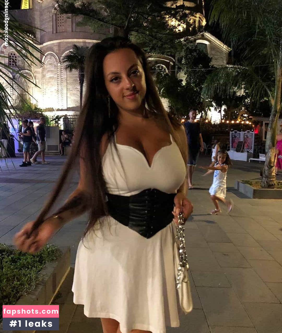 Peach21f gallery photo #2