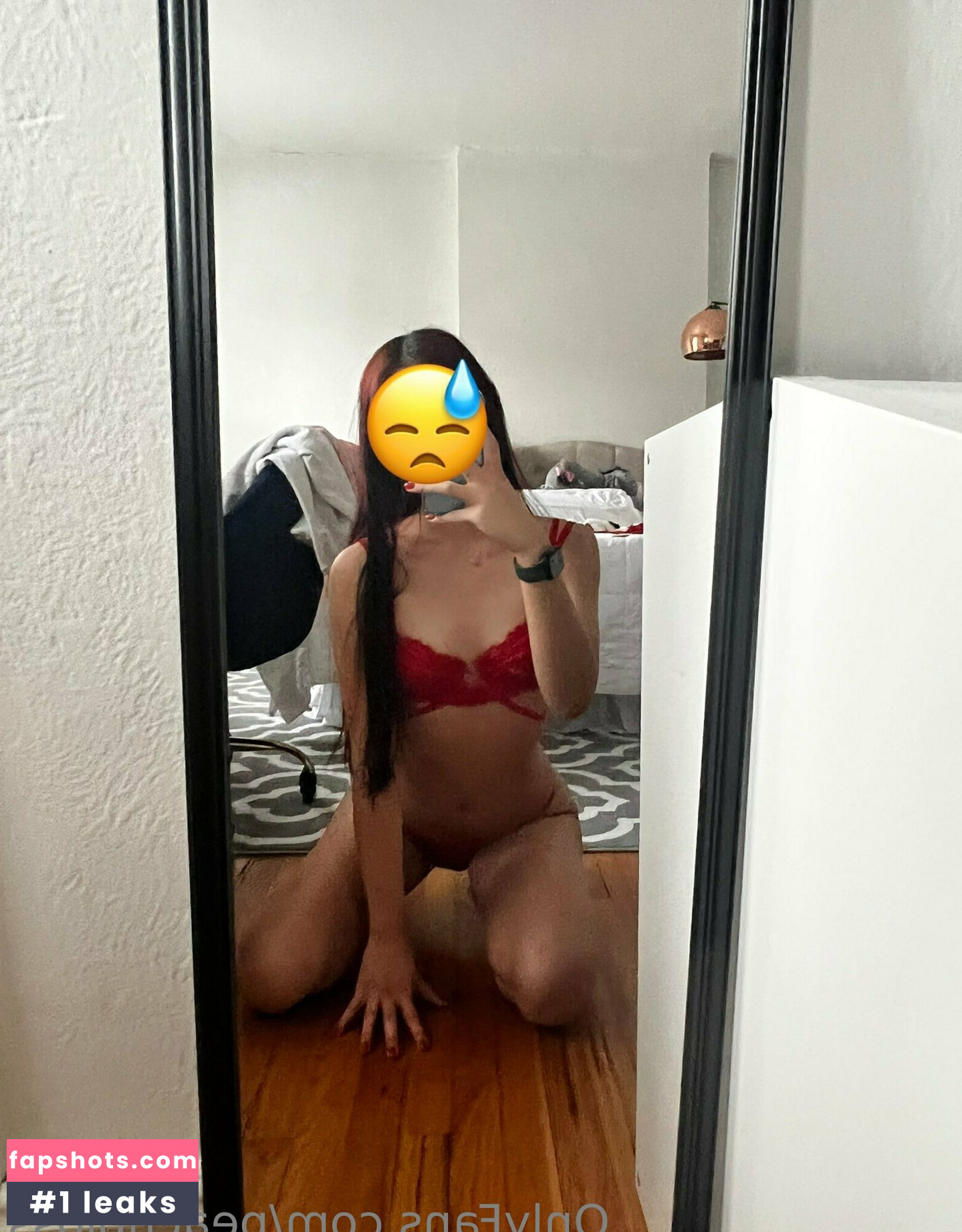 Peachbloss nude babe gallery